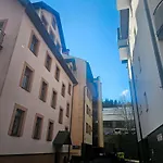 Zoya + Garaz Appartement