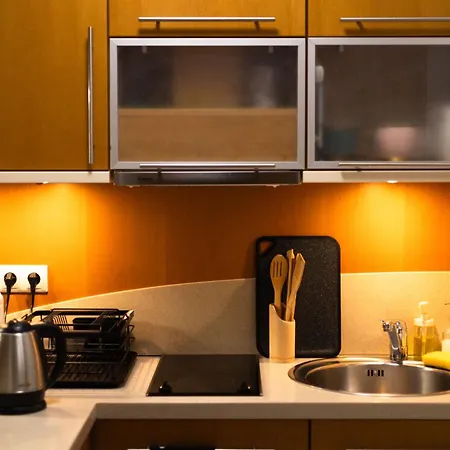 Zoya + Garaz 크리니차 즈드로이