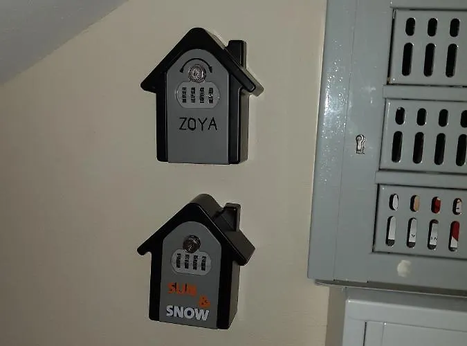 Zoya + Garaz 아파트 *