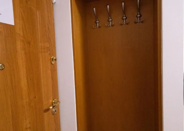 Zoya + Garaz 아파트 크리니차 즈드로이